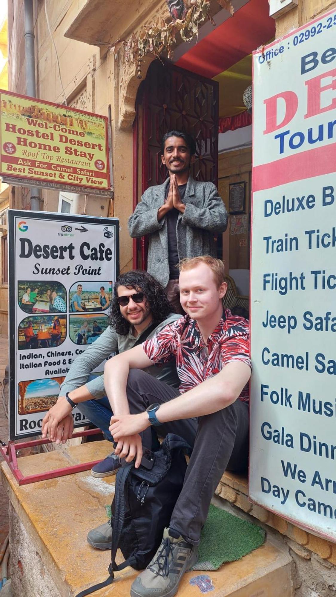 Hostel Desert Home Stay 자이살메르 외부 사진